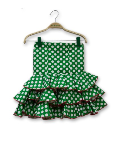 Fille en deals jupe courte